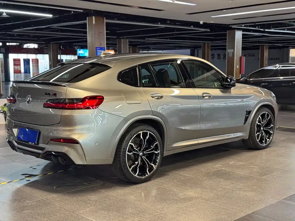 BMW X4 M