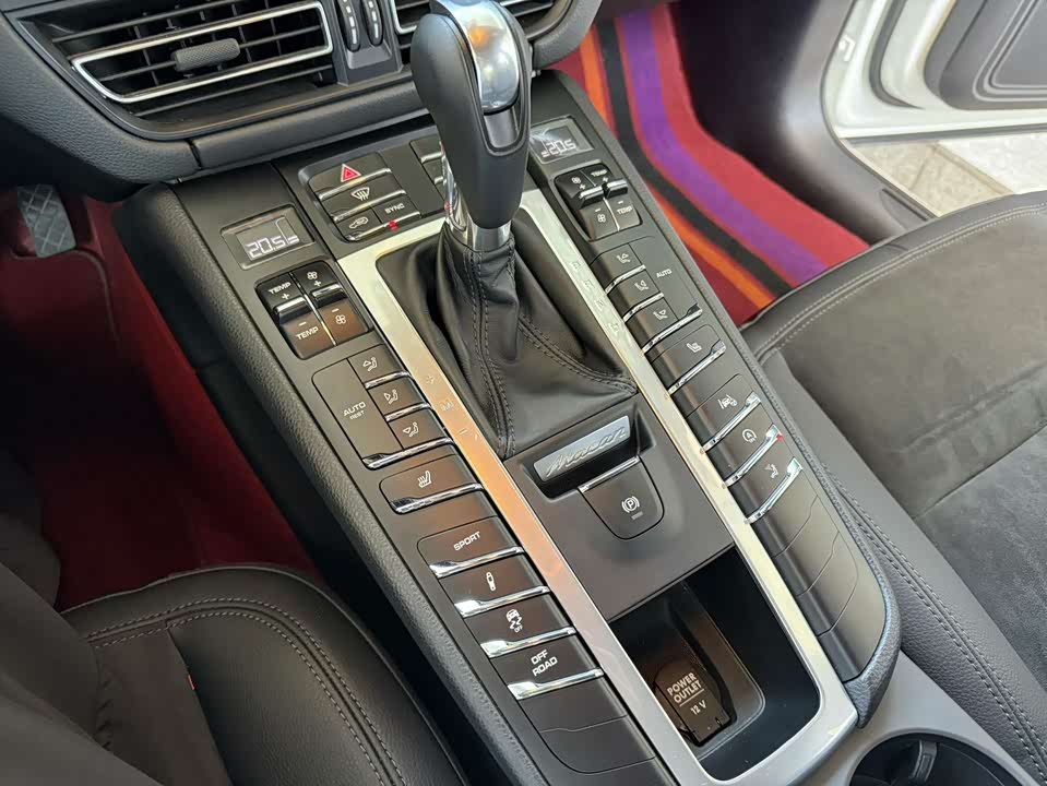 Porsche Macan Porsche Macan
