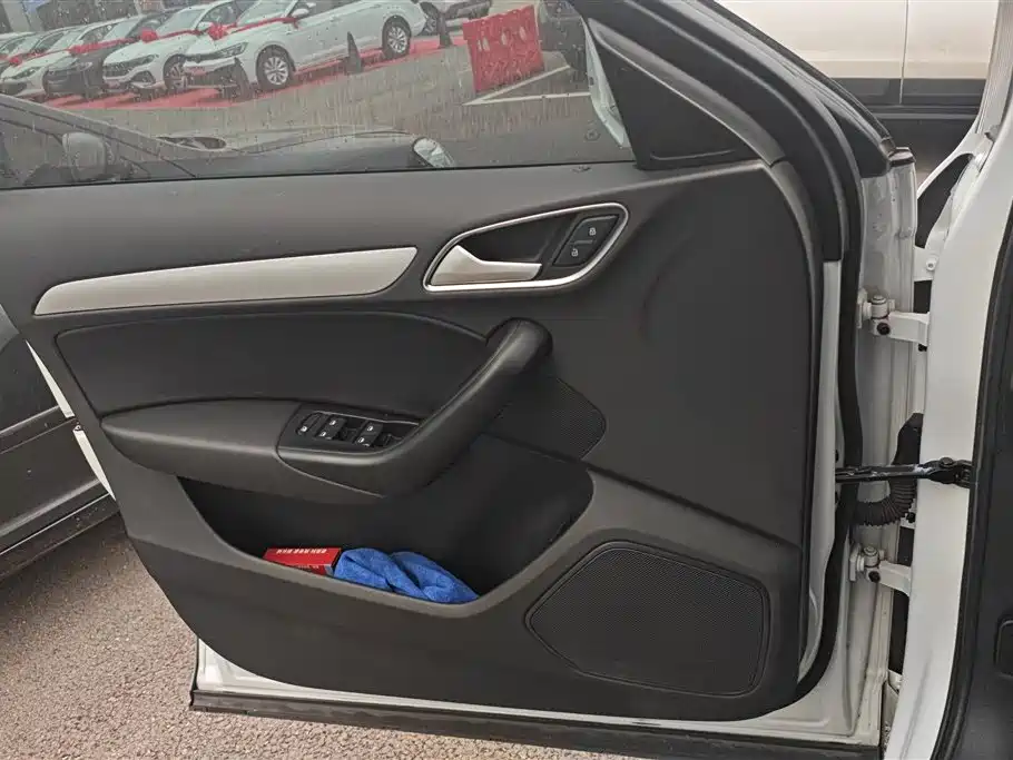 Audi Q3 Audi Q3