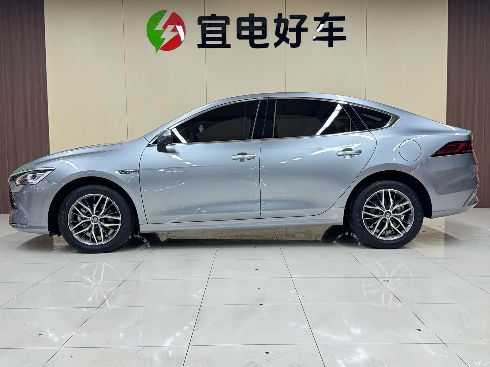 BYD Qin, 2023 4