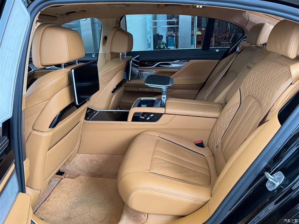 BMW 7 Series, 2017 9