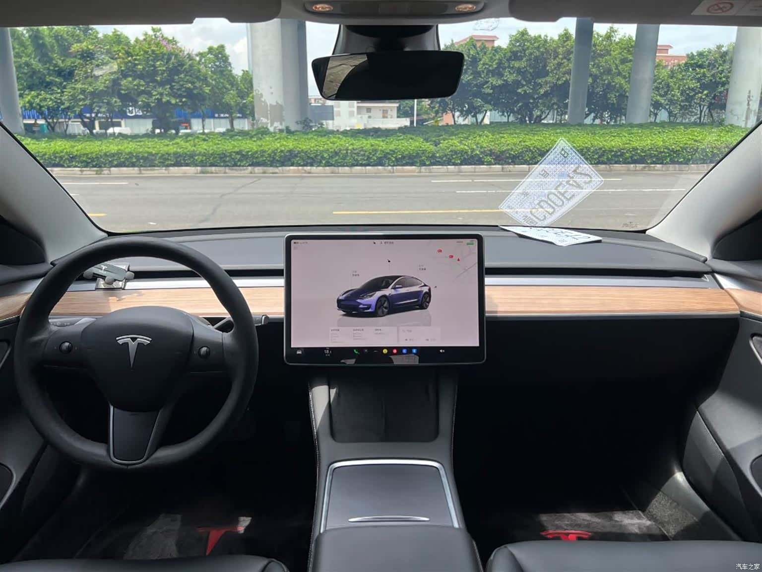 Tesla Model 3, 2022 7