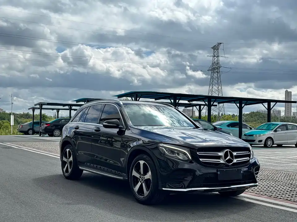 Mercedes-Benz GLC Mercedes-Benz GLC