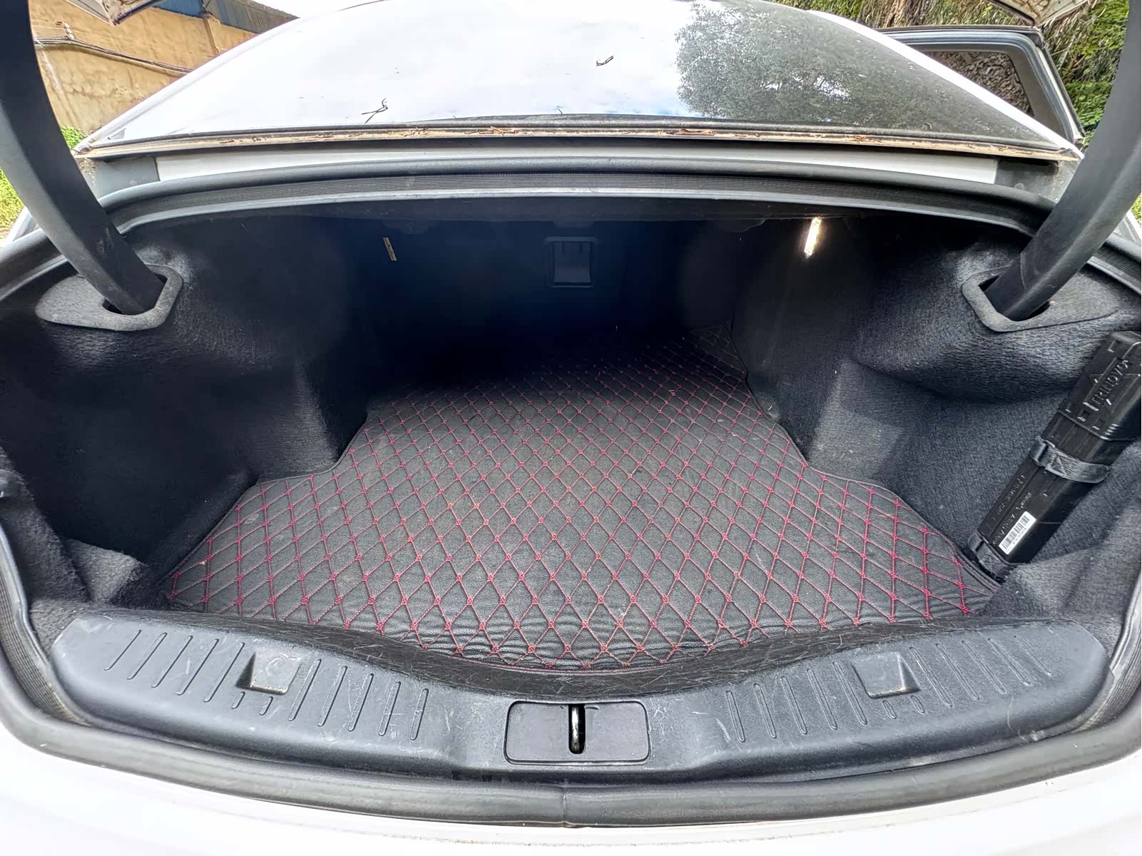 Lincoln MKZ, 2019 9