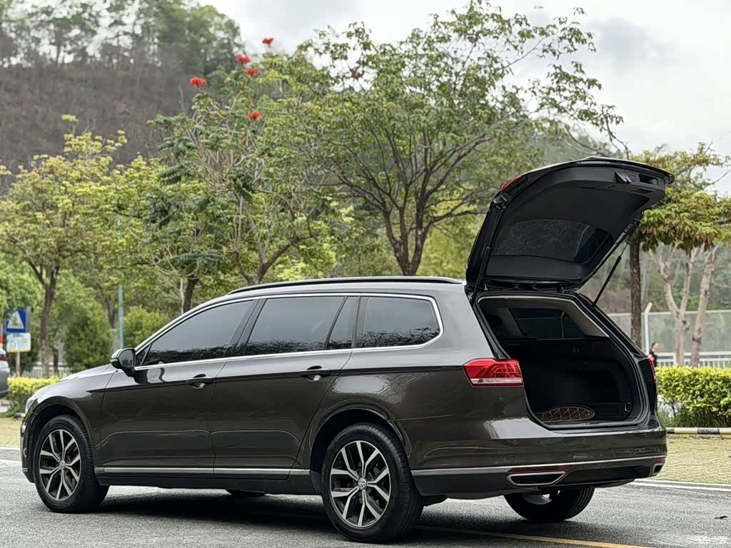 Volkswagen Variant, 2016 9