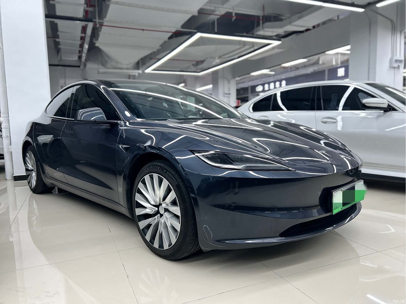 Tesla Model 3, 2024 3