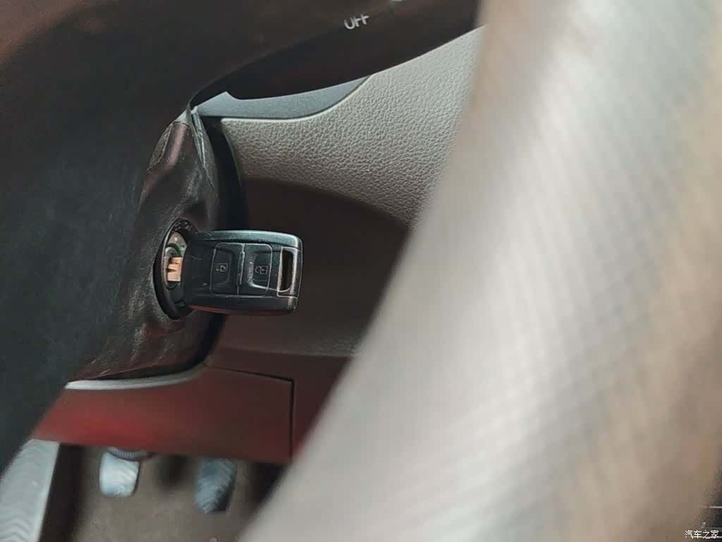 Wuling V, 2017 9