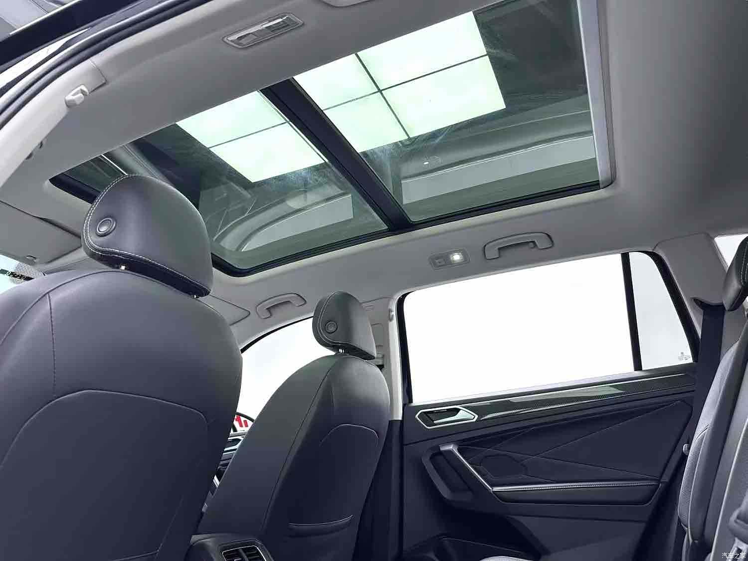 Volkswagen Tiguan L, 2022 4
