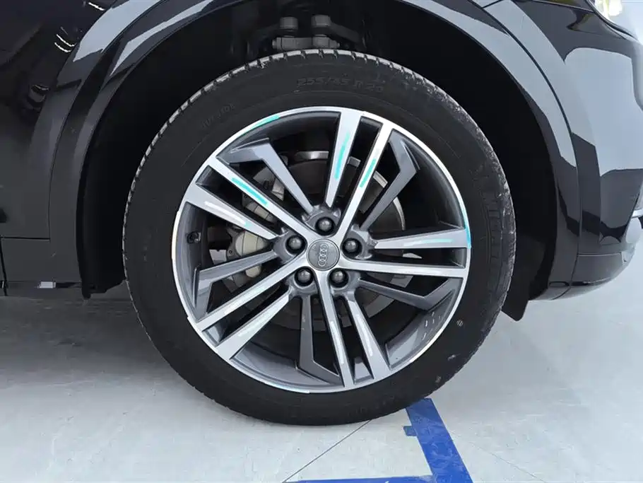 Audi Q5L Audi Q5L