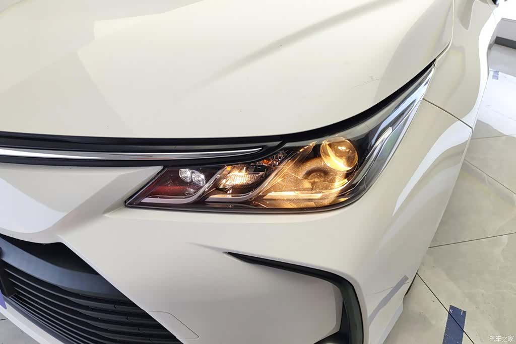 Toyota Corolla, 2022 все фото
