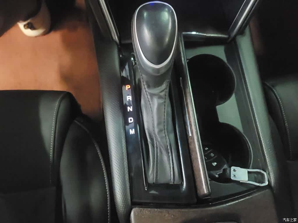 Cadillac XTS, 2018 14