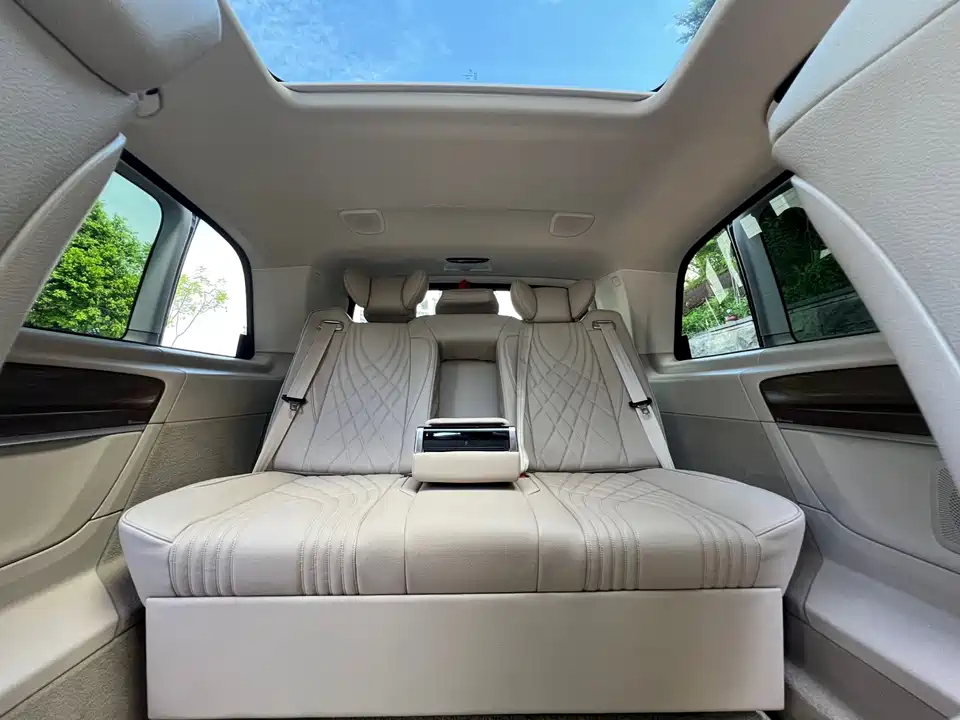 Mercedes-Benz V-class Mercedes-Benz V-class