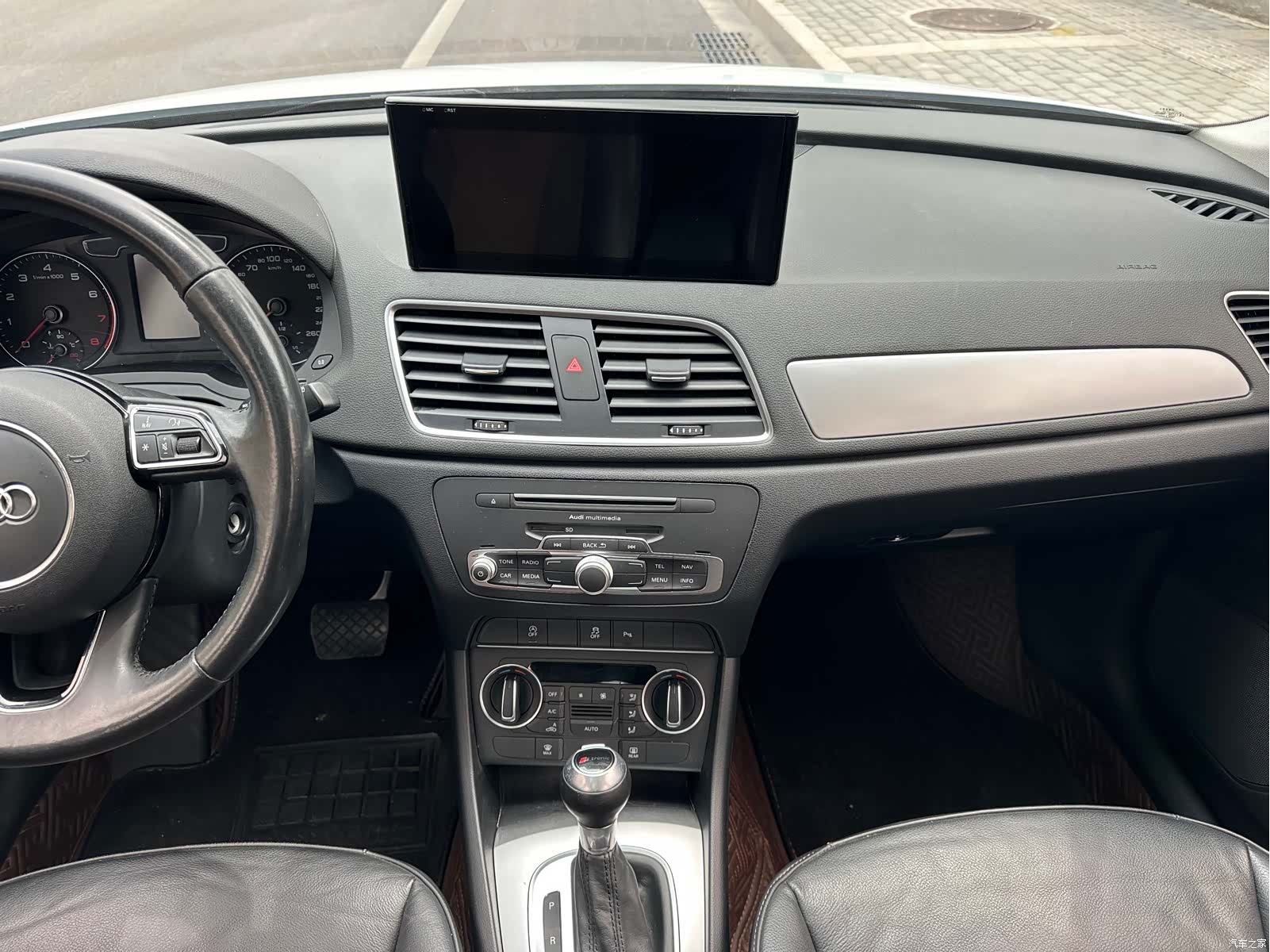 Audi Q3, 2016 13