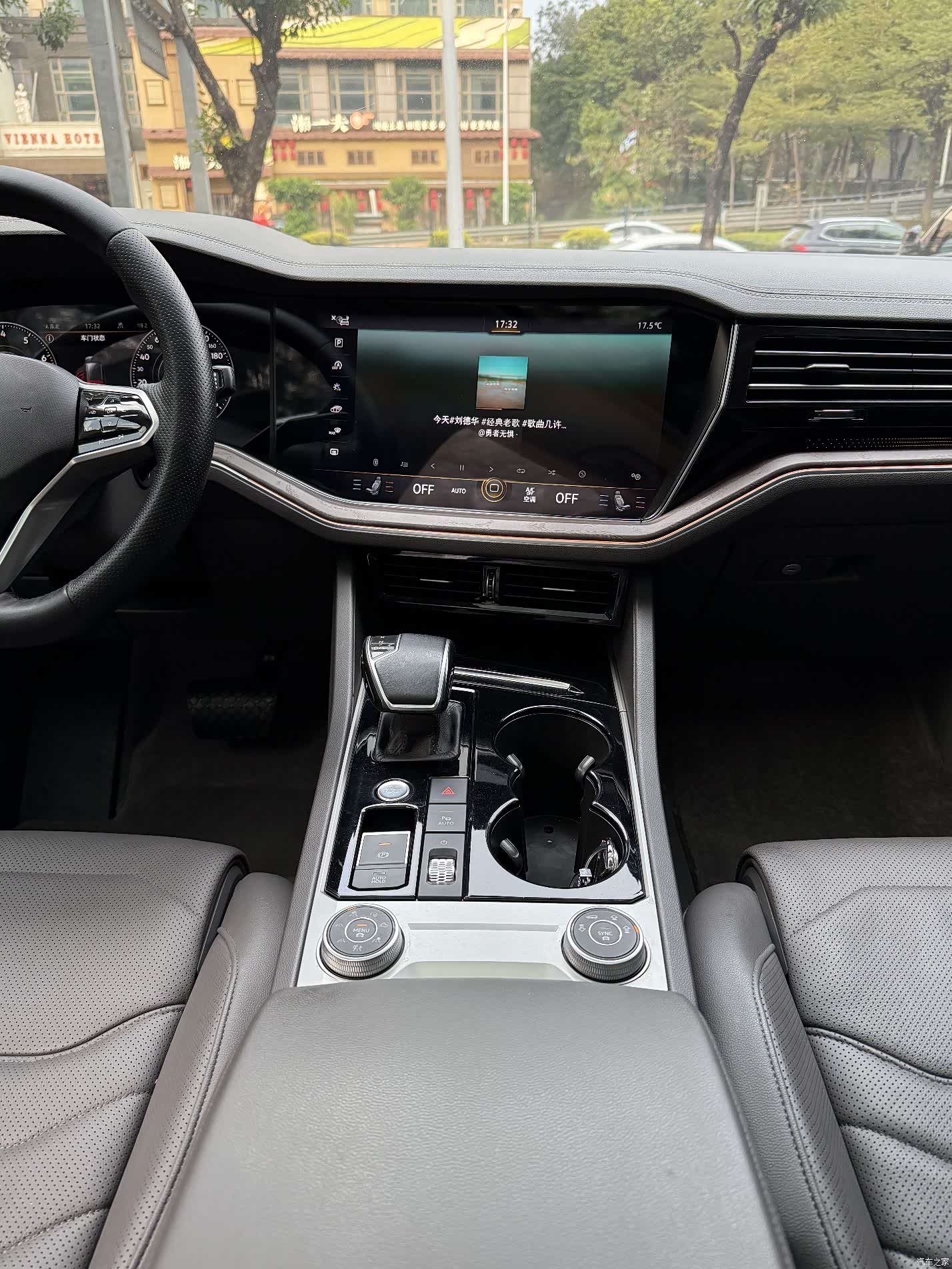 Volkswagen Touareg, 2021 9