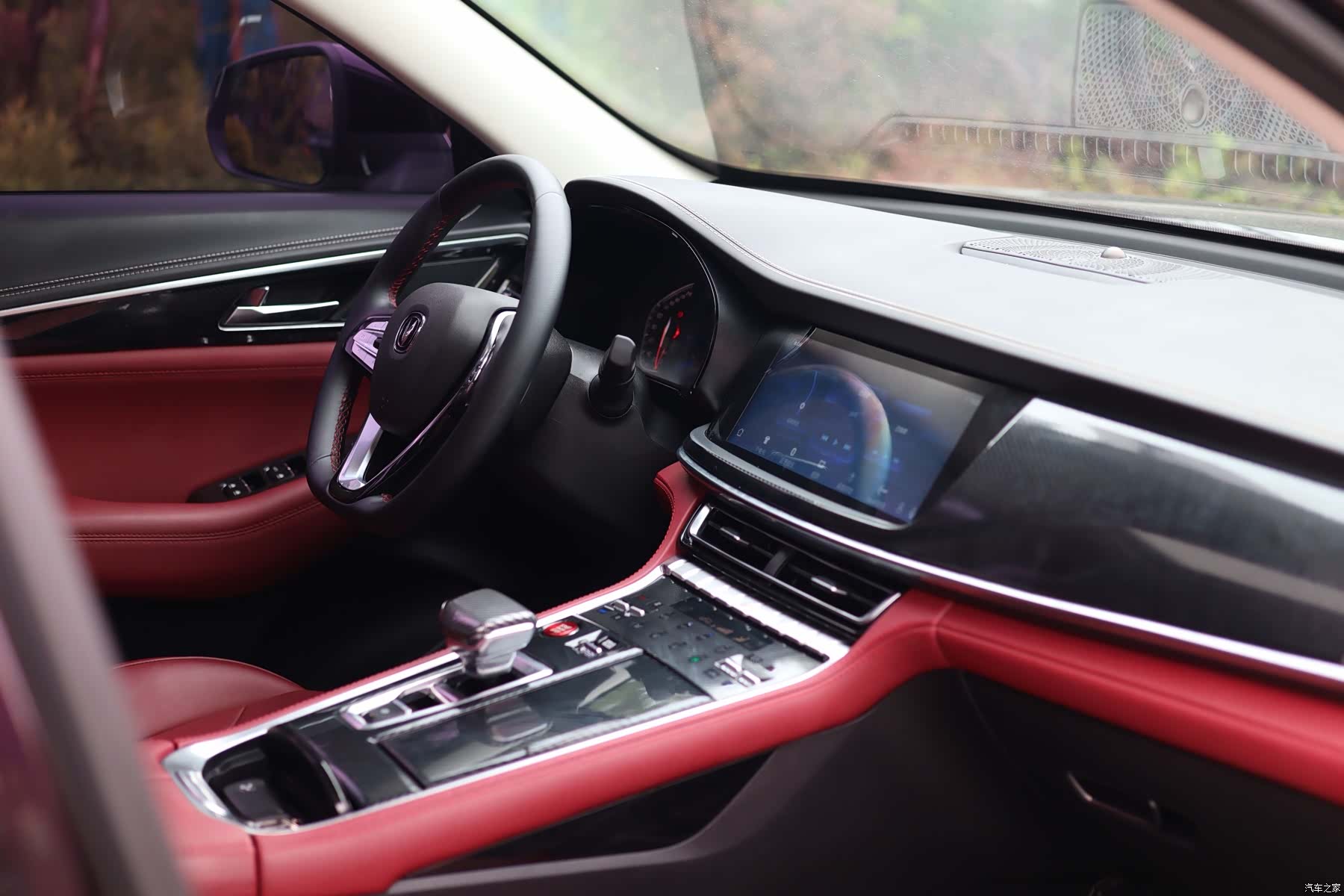 Changan CS85, 2019 28