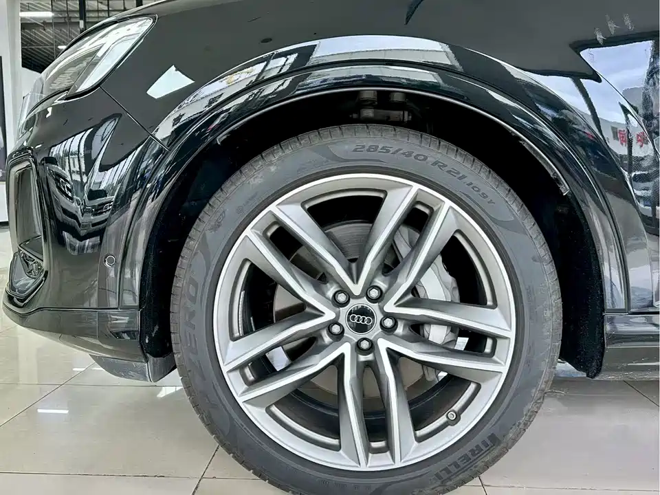 Audi Q7 Audi Q7