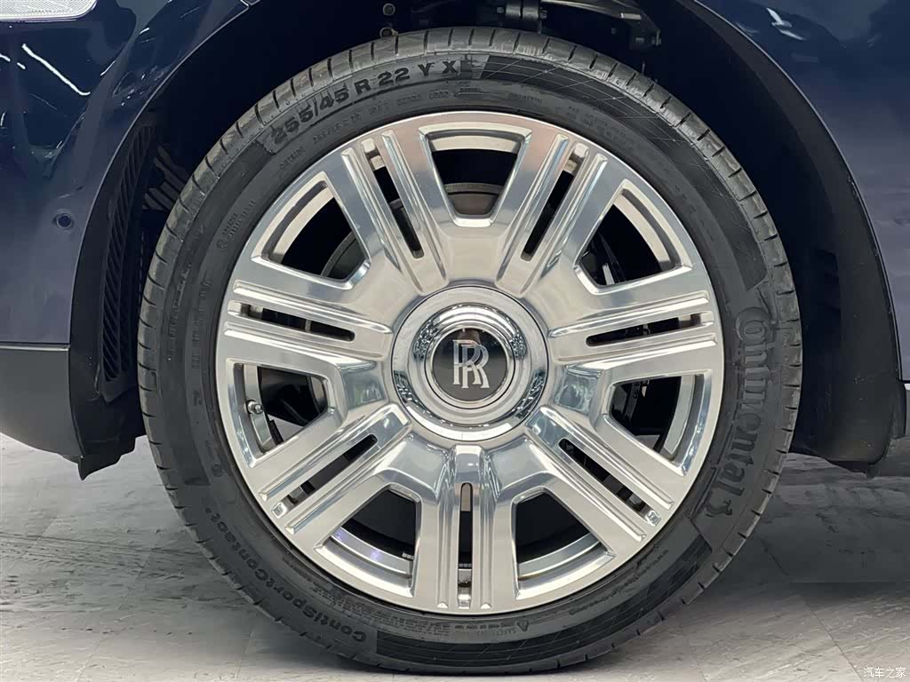 Rolls-Royce Cullinan, 2022 8