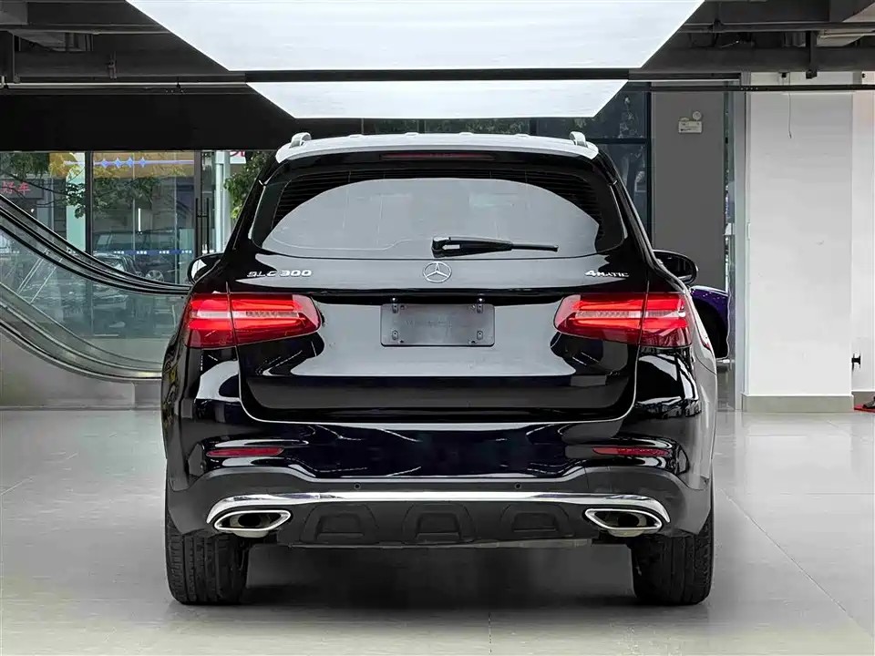 Mercedes-Benz GLC Mercedes-Benz GLC