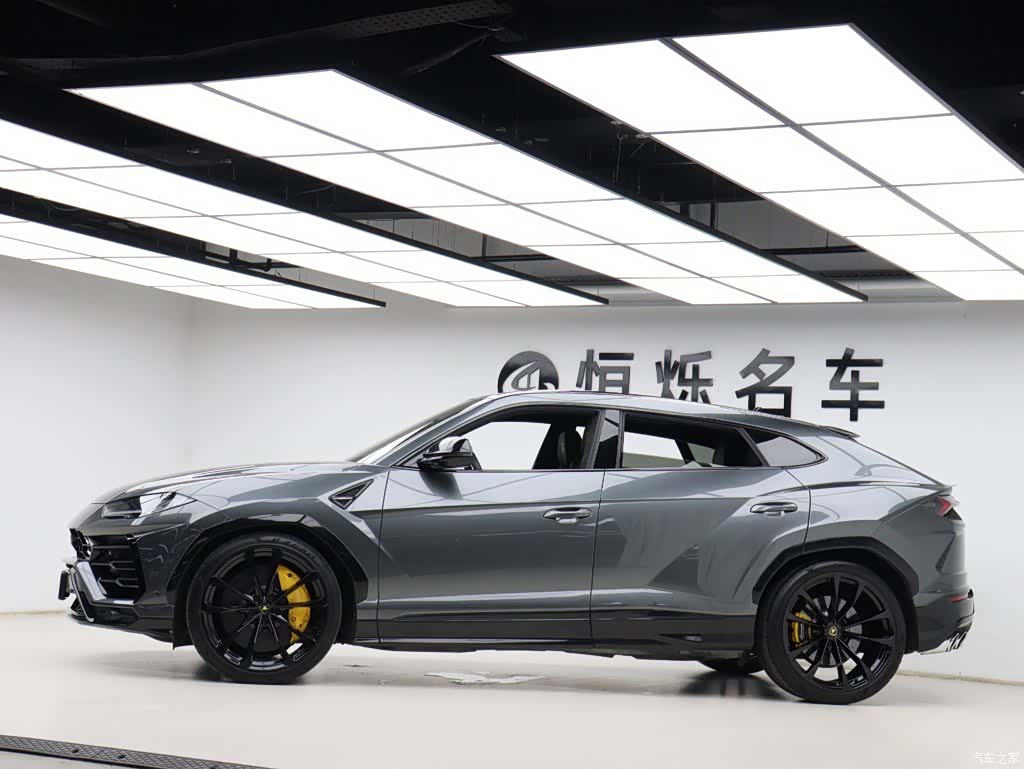 Lamborghini Urus, 2019 36