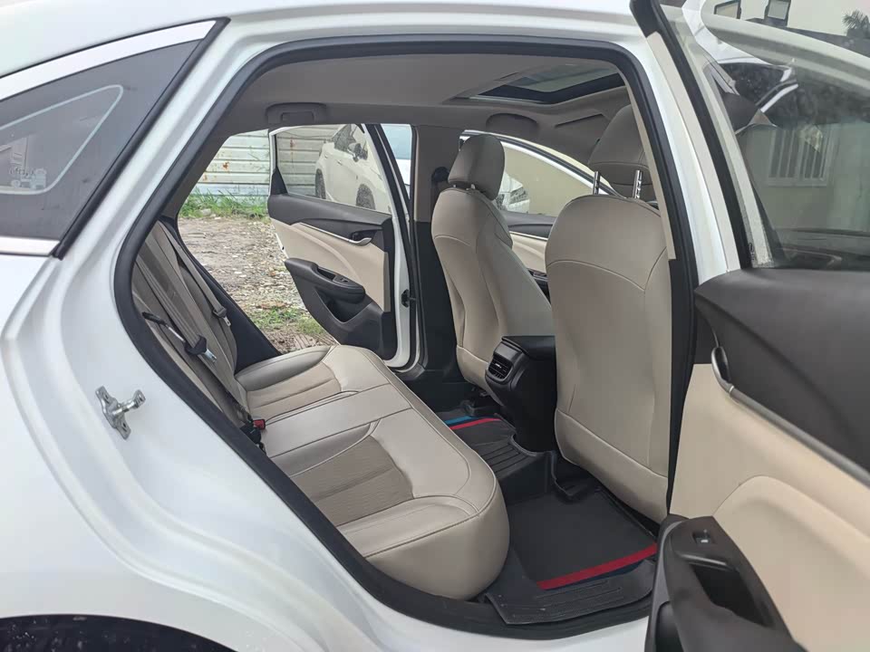 Buick Yinglang