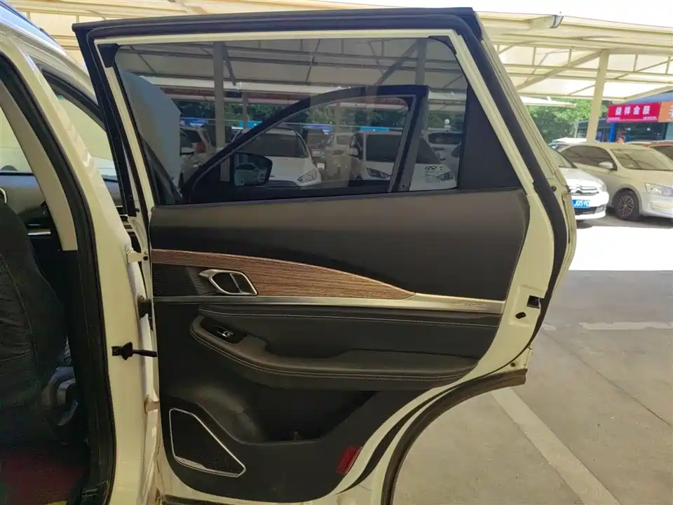 Jetour X70