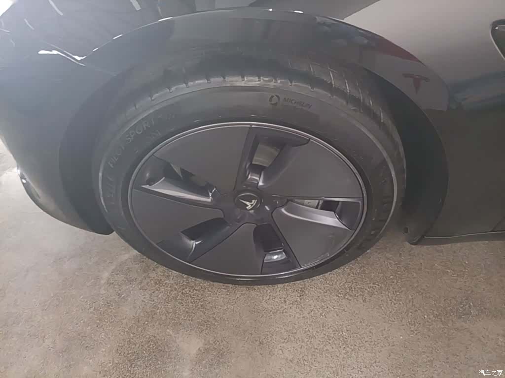 Tesla Model 3, 2021 23