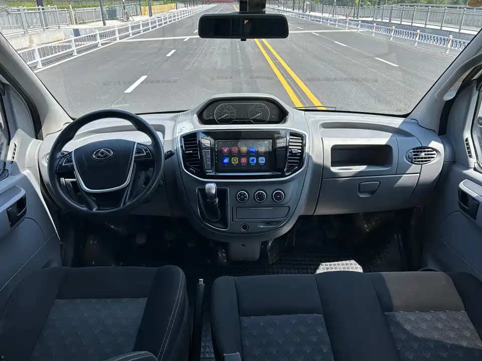 MAXUS Xintu V80