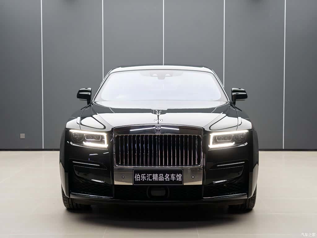 Rolls-Royce Ghost, 2023 3