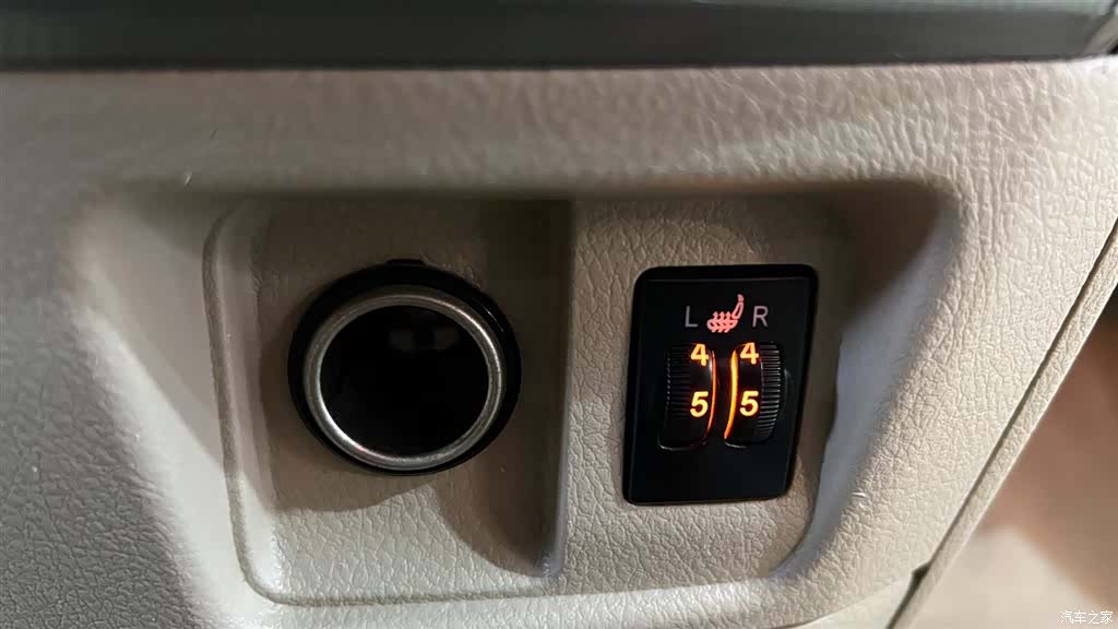 Toyota Alphard, 2016 13