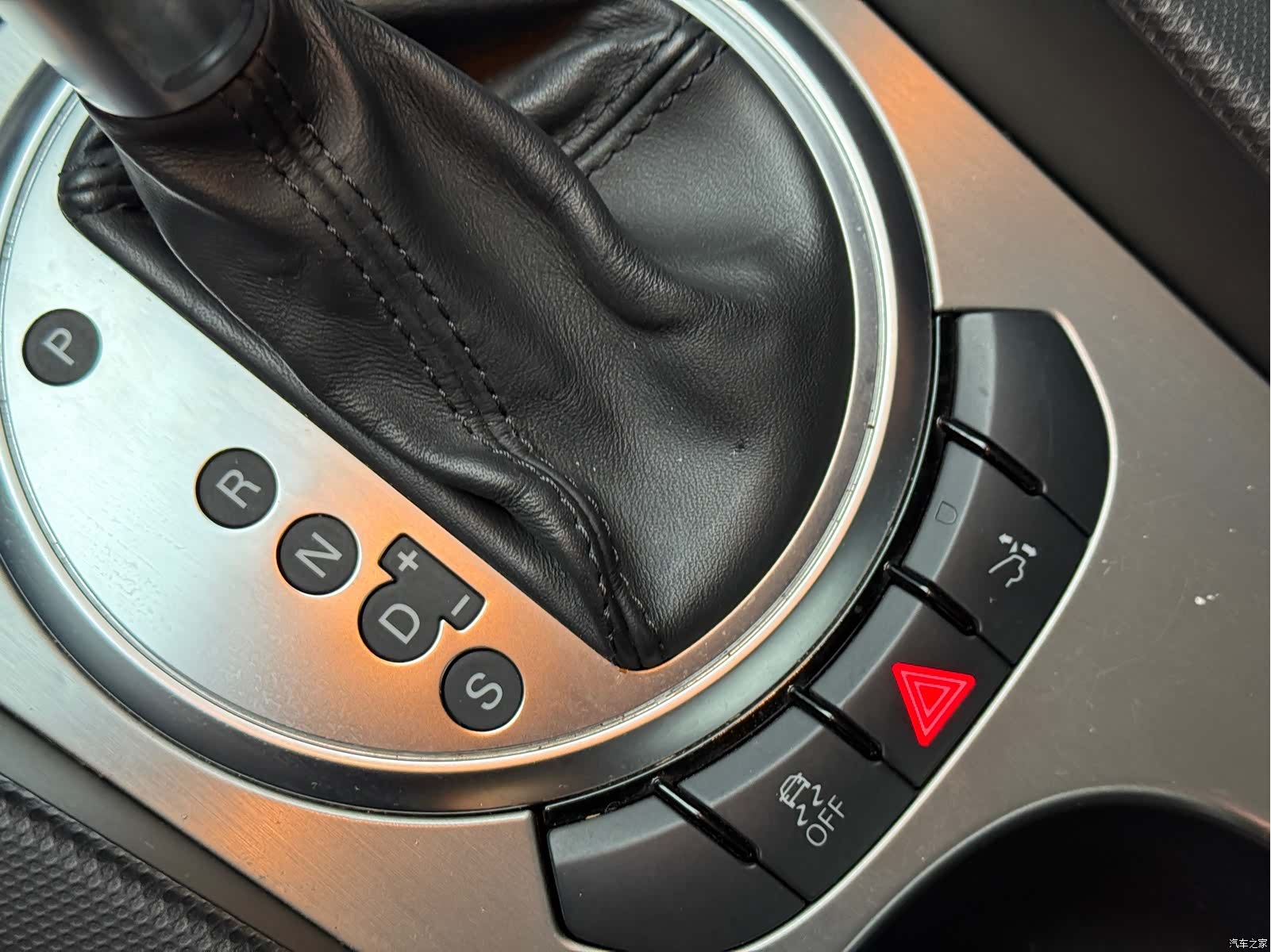 Audi TT, 2012 11