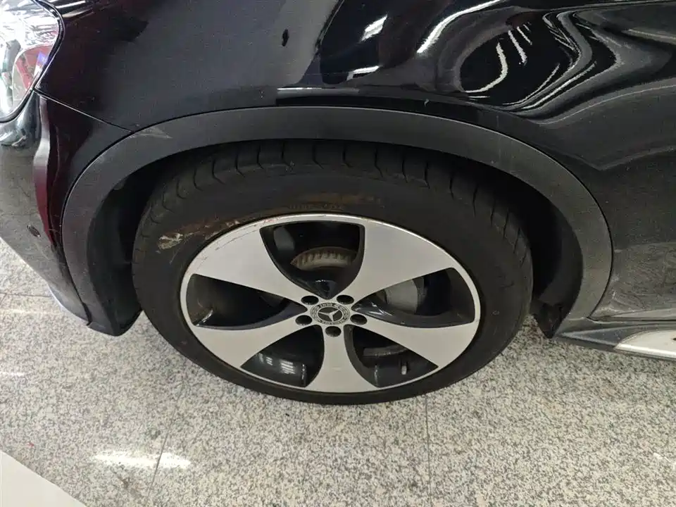 Mercedes-Benz GLC Mercedes-Benz GLC