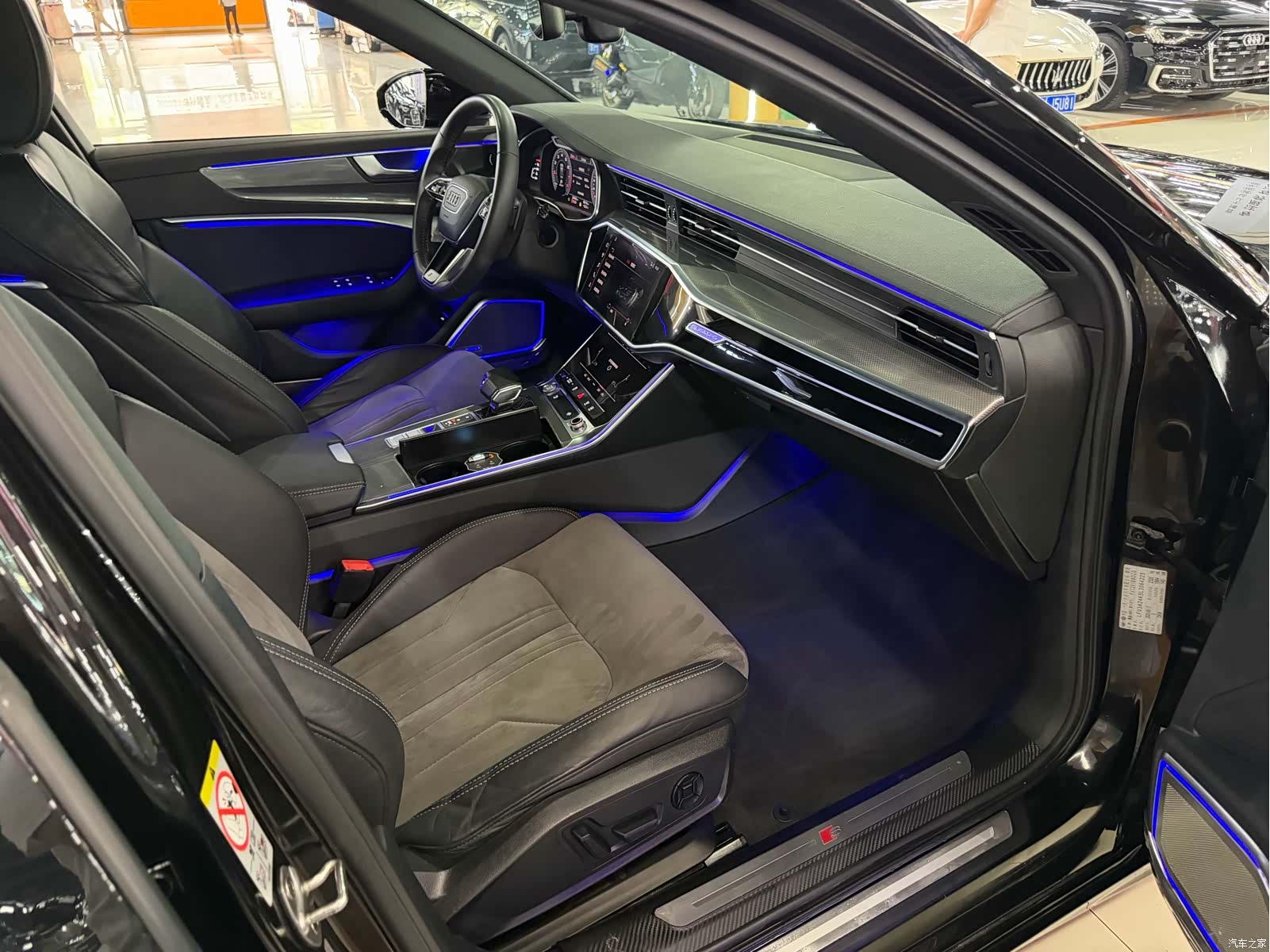 Audi A6L, 2020 13