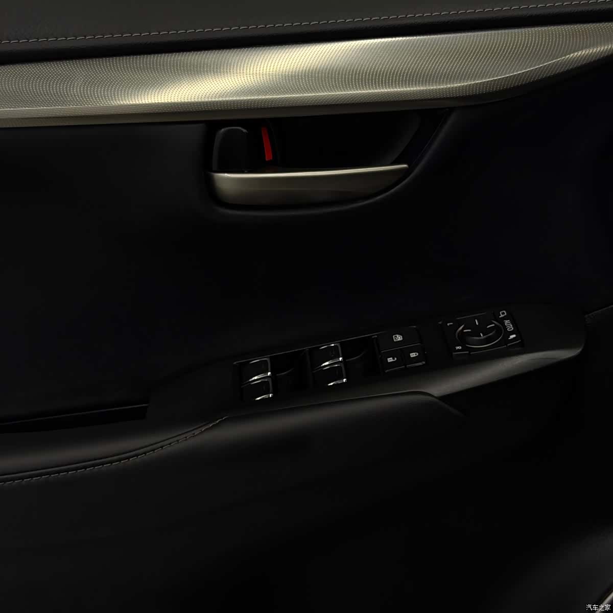 Lexus NX, 2021 7