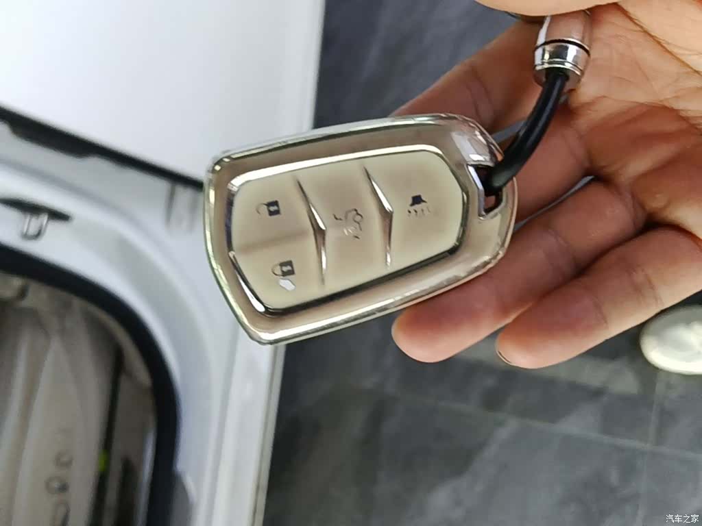 Cadillac XTS, 2017 9
