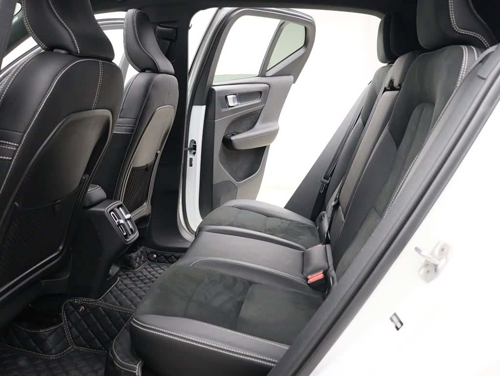 Volvo XC40, 2019 6