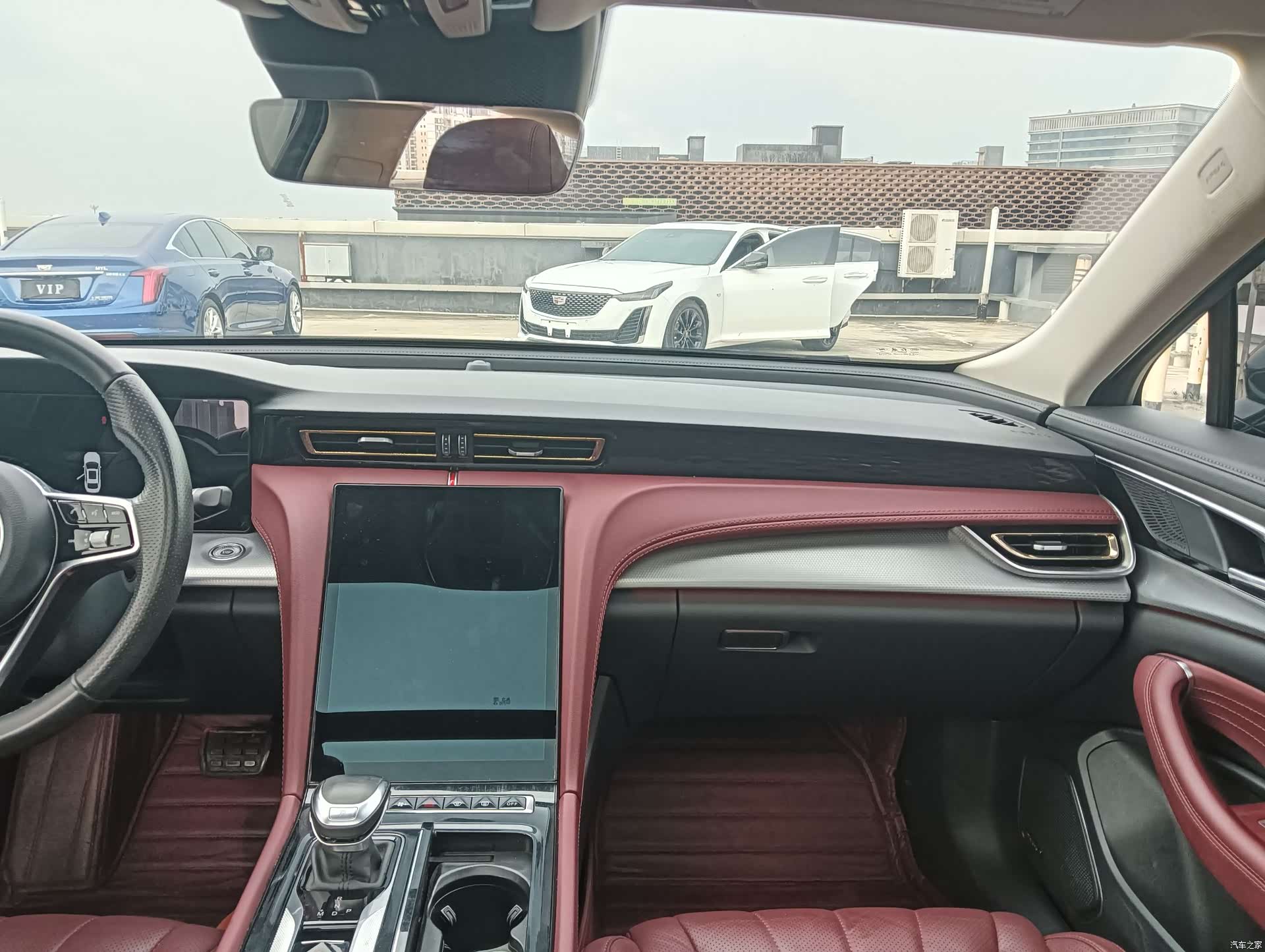 Hongqi H5, 2023 7