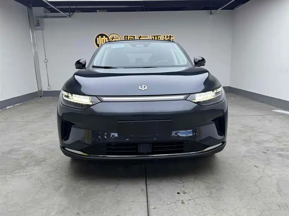 Leapmotor C11