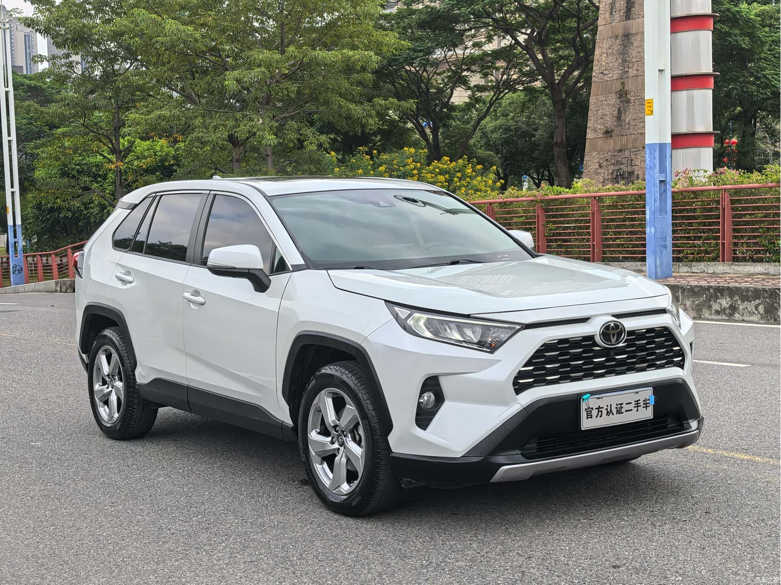 Toyota RAV4, 2021 3