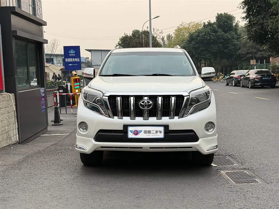 Toyota Prado