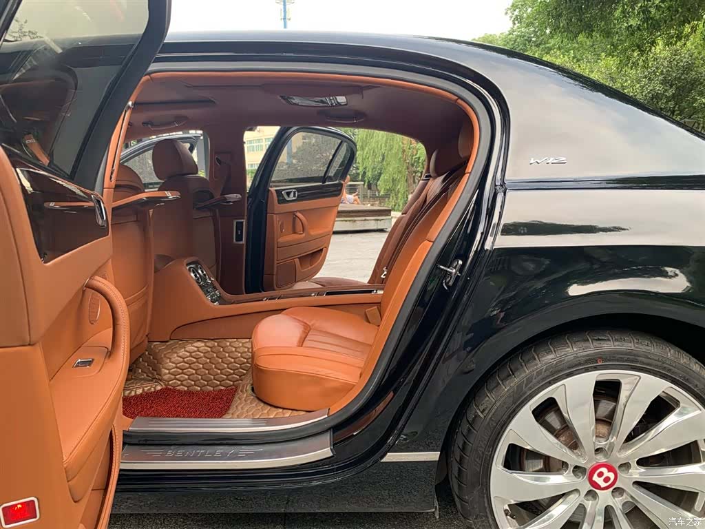 Bentley Flying Spur, 2012 15
