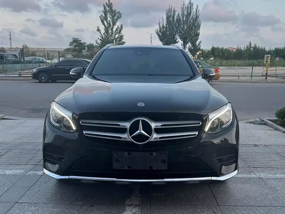 Mercedes-Benz GLC Mercedes-Benz GLC
