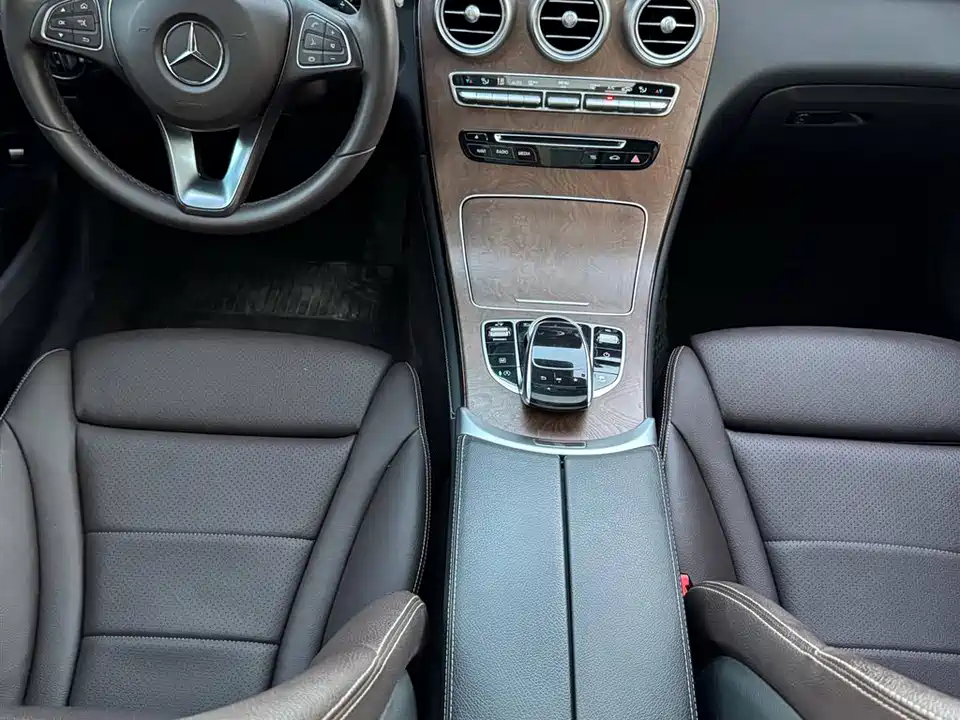 Mercedes-Benz GLC Mercedes-Benz GLC