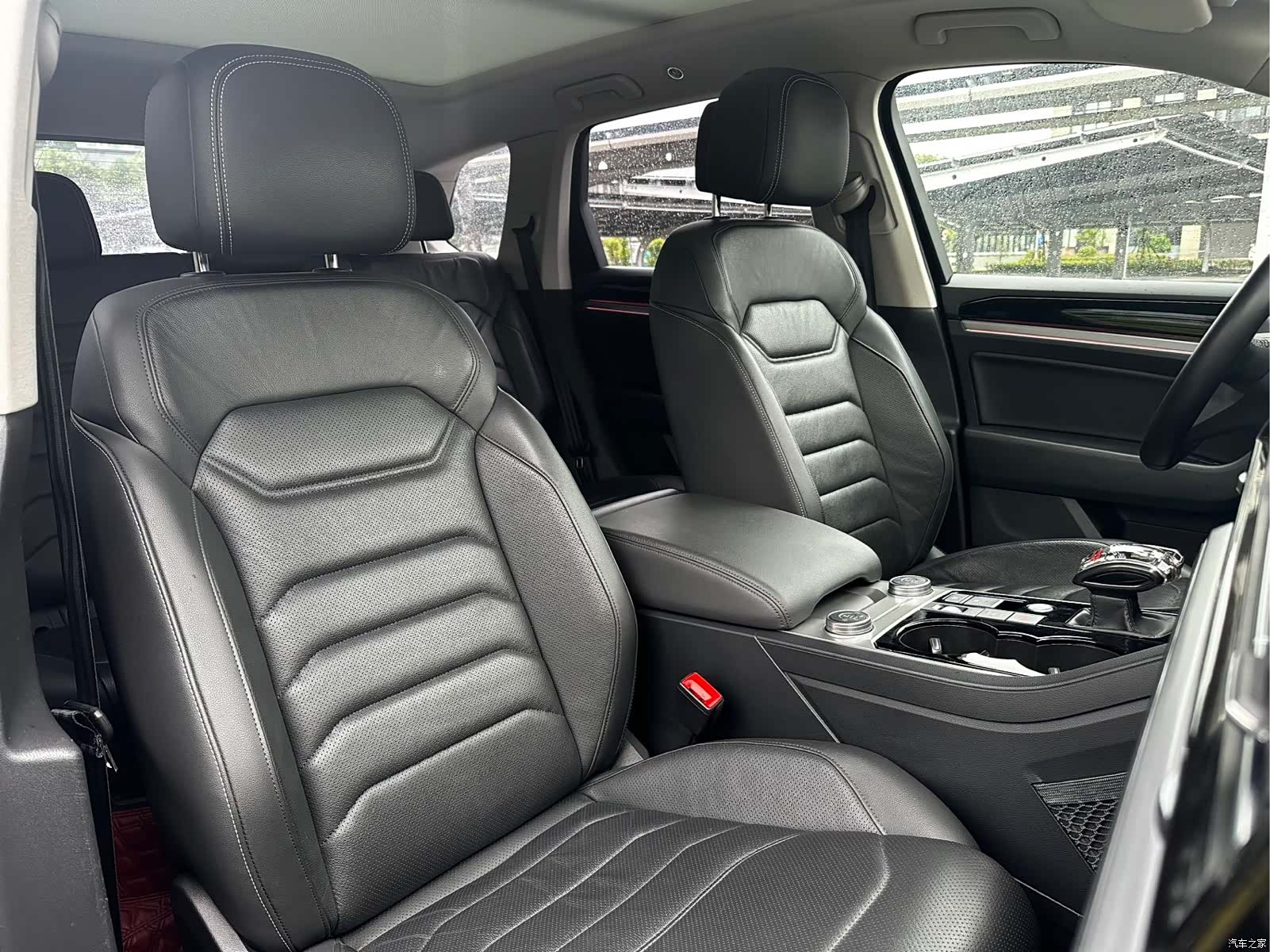 Volkswagen Touareg, 2022 20