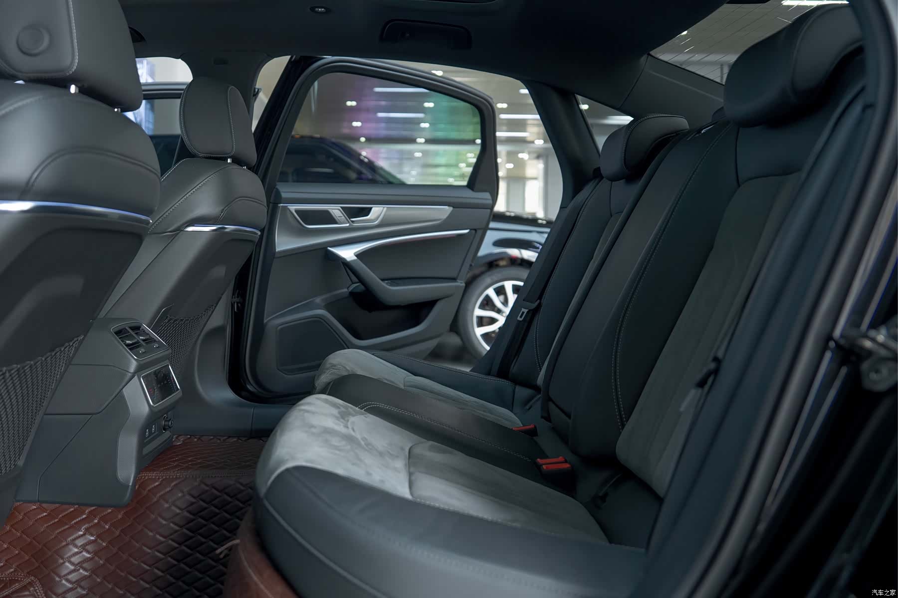 Audi A6L, 2023 12