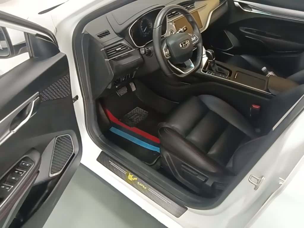 Geely Binray, 2020 16