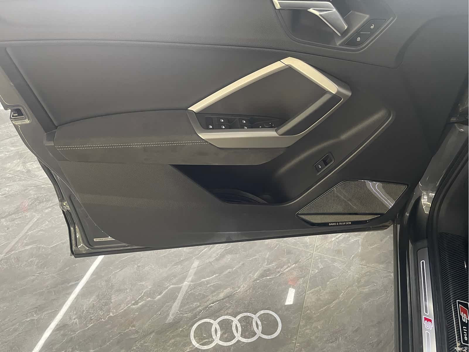 Audi Q3, 2022 14