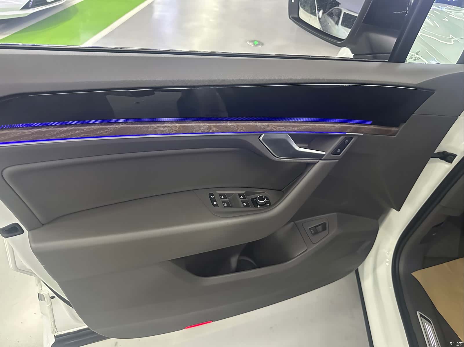 Volkswagen Touareg, 2019 15
