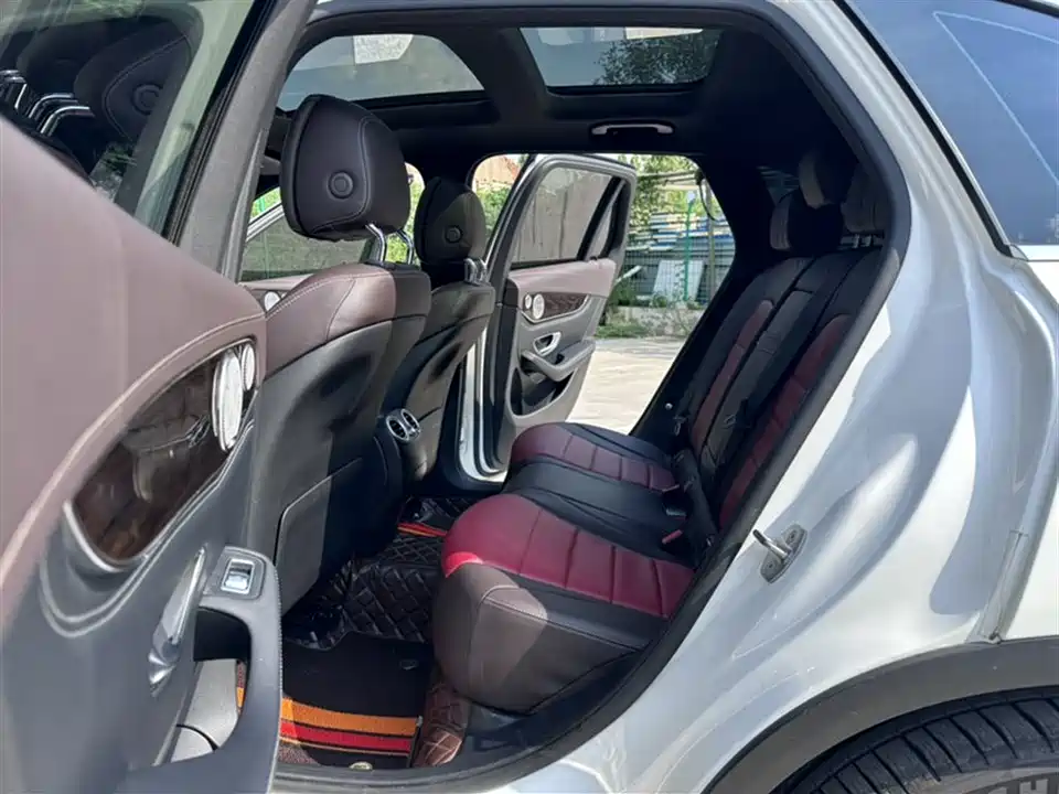 Mercedes-Benz GLC Mercedes-Benz GLC