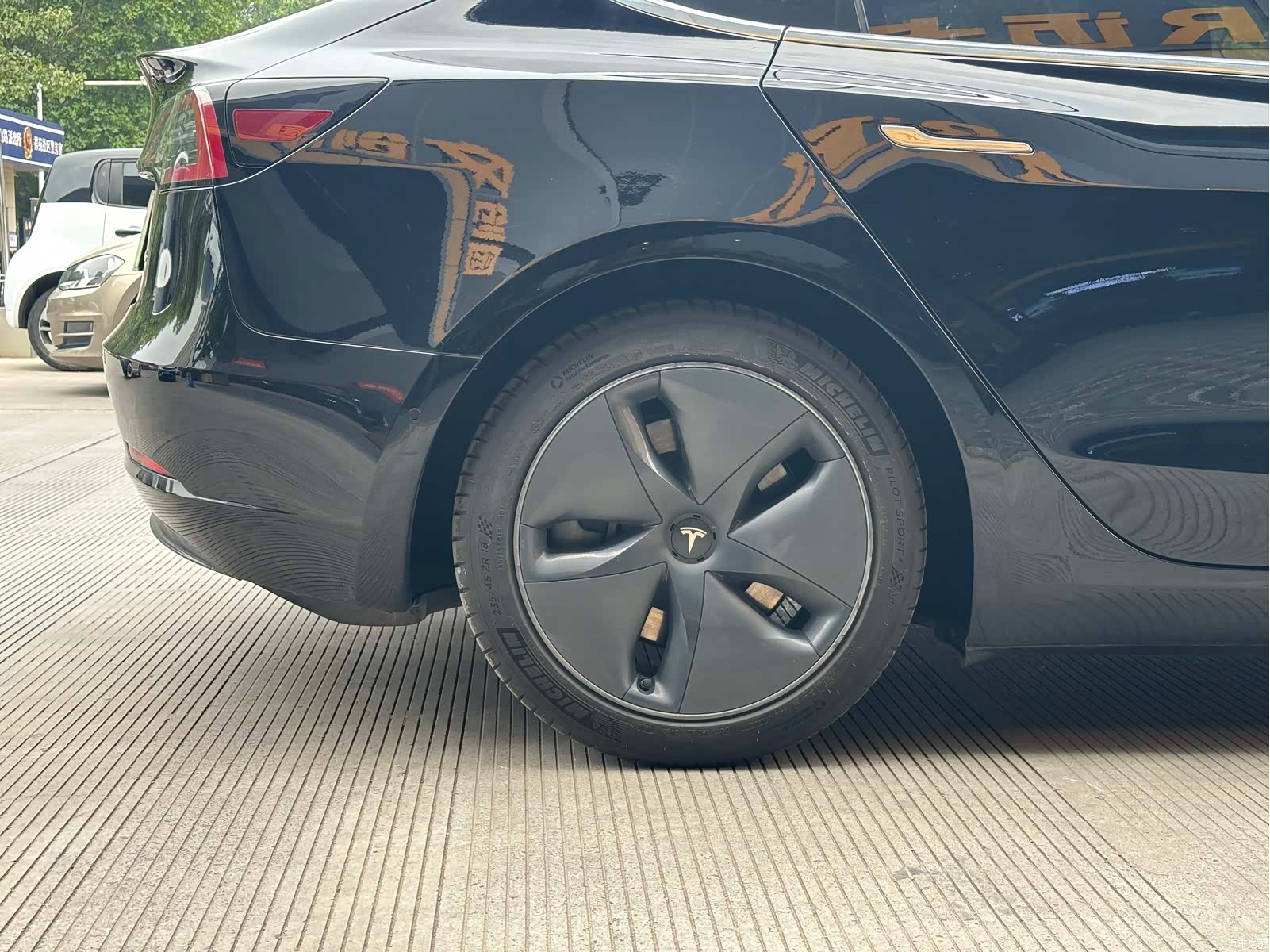 Tesla Model 3, 2020 21