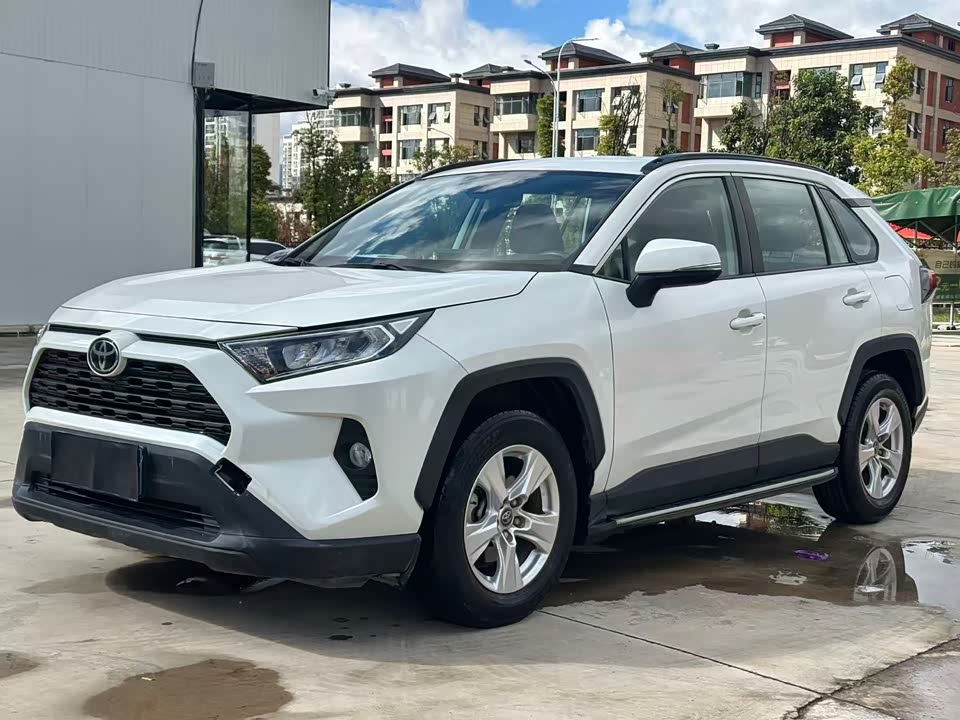 Toyota RAV4 Rongfang